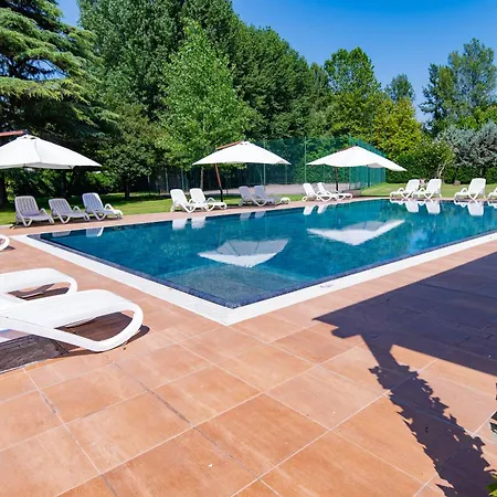 Villa Vitti'S - Verona Est Camping San Martino Buon Albergo Exterior photo