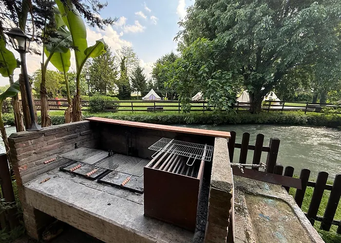 Villa Vitti\'S - Verona Est Camping